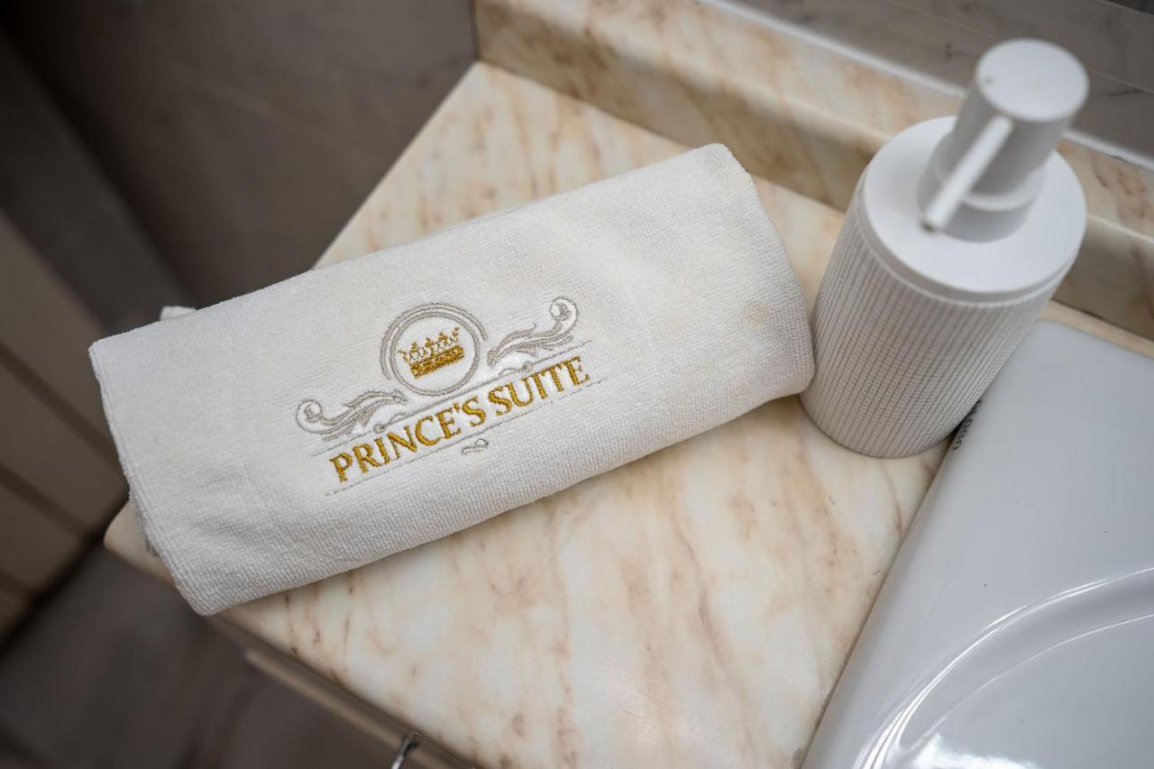 Prince'S Suite - Budget Rooms & Apt Piazza Del Popolo Рим Экстерьер фото