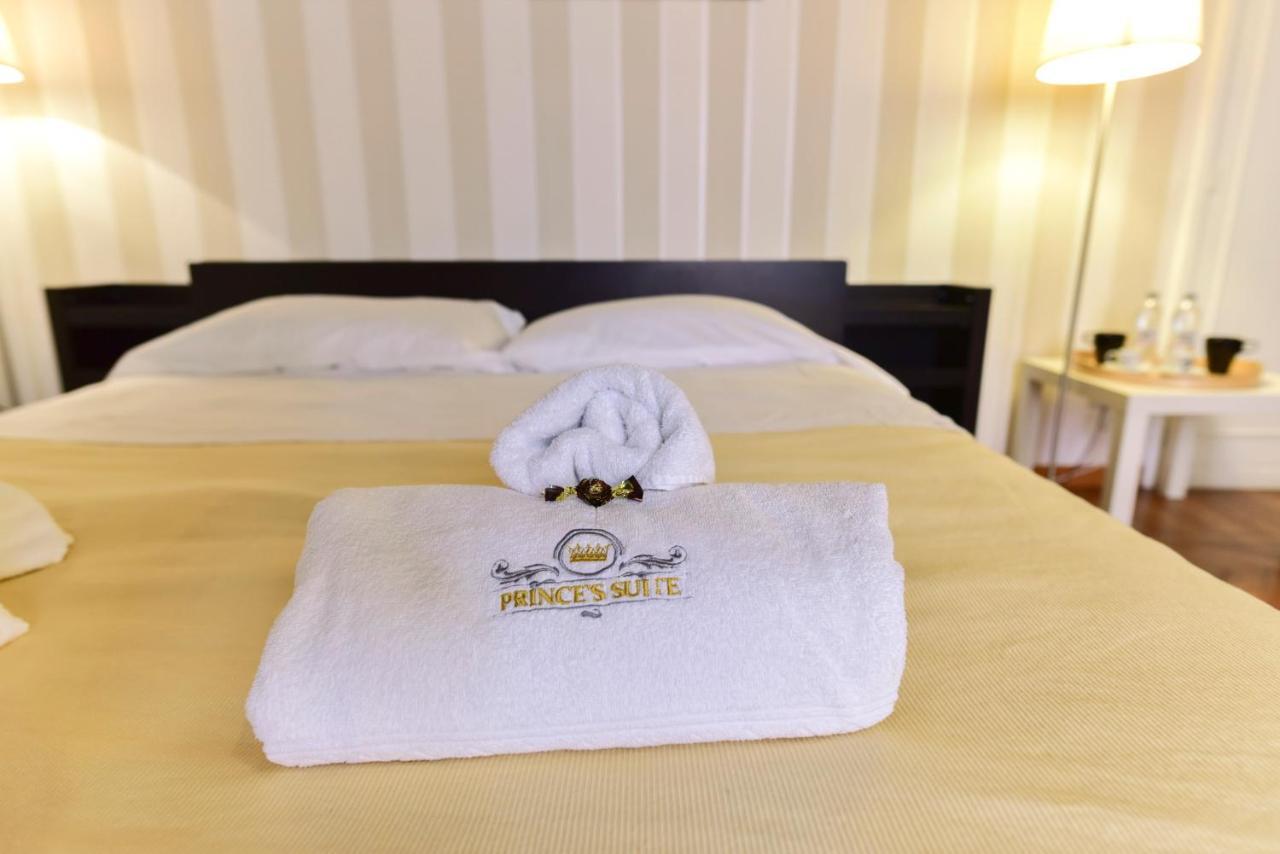 Prince'S Suite - Budget Rooms & Apt Piazza Del Popolo Рим Экстерьер фото