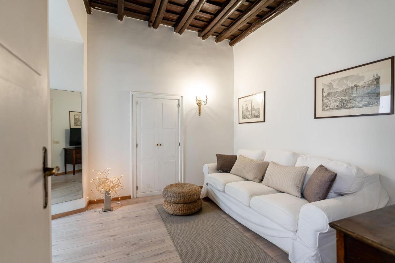 Prince'S Suite - Budget Rooms & Apt Piazza Del Popolo Рим Экстерьер фото