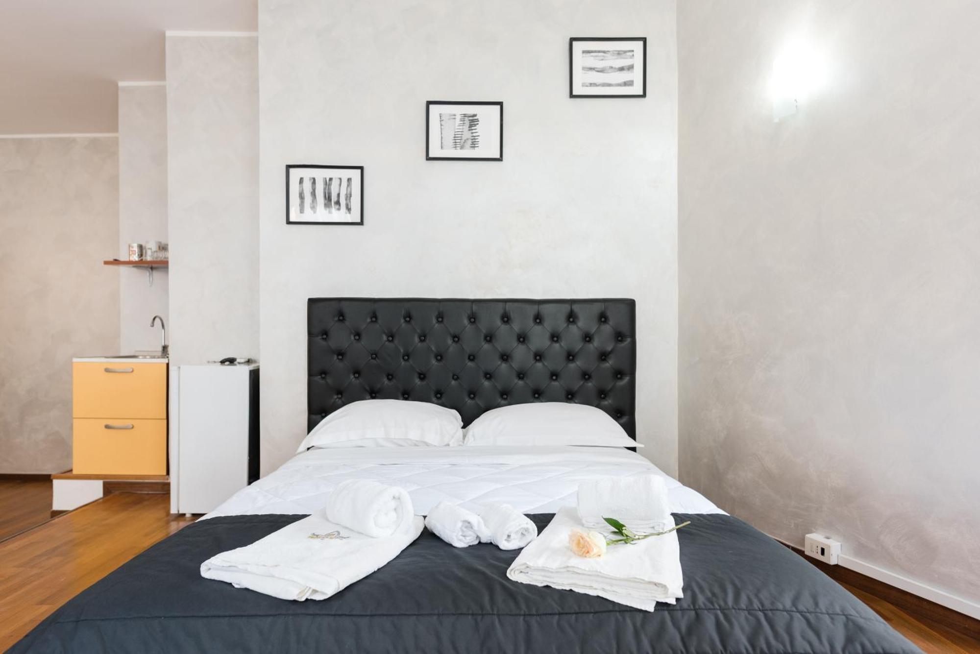 Prince'S Suite - Budget Rooms & Apt Piazza Del Popolo Рим Экстерьер фото